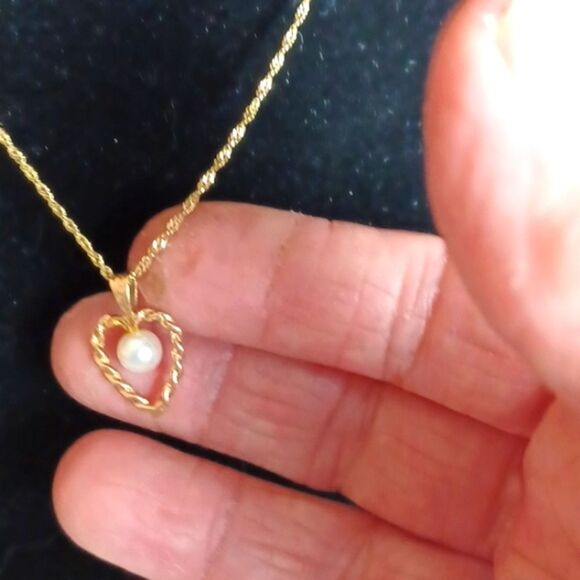 14KT REAL Gold Twist‎ Chain /W Twist Heart Pearl Pendant 2.1 Grams - Picture 3 of 11